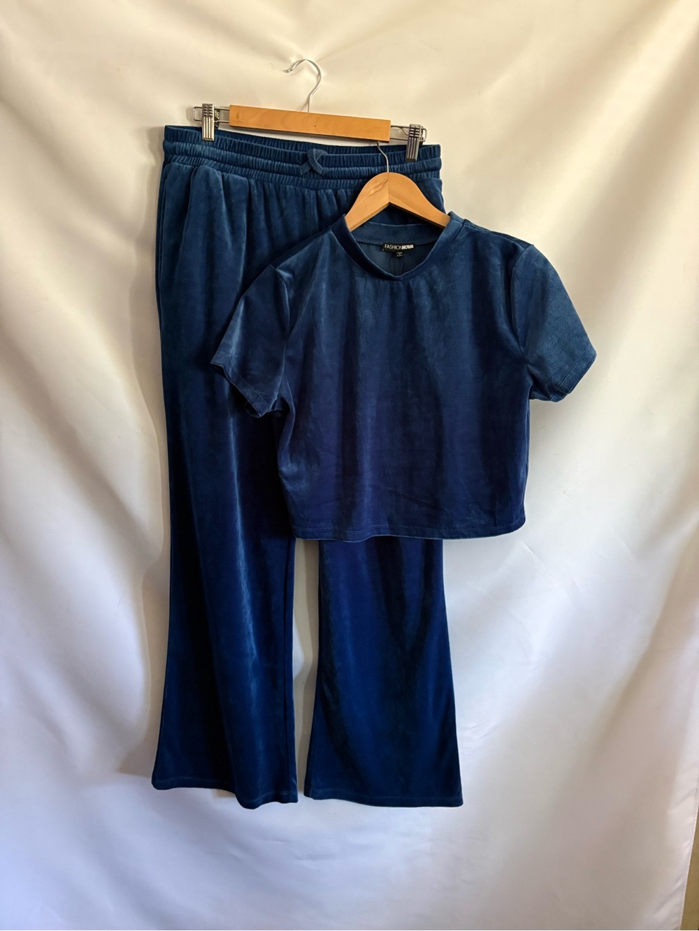 Fashion Nova OG Trendsetter Velour Baby Tee Set Size Large New - Picture 4 of 11